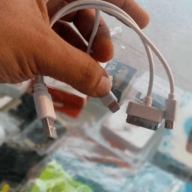 3 in 1 Data cable iPhone Android